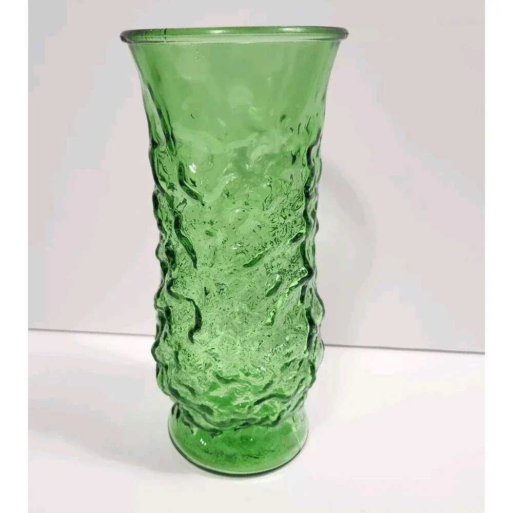 Vintage E. O.  Brody Co. Cleveland Ohio Green Crinkle Glass Vase 8.5